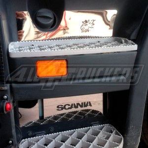 Embellecedor escalón Scania 2009-2016