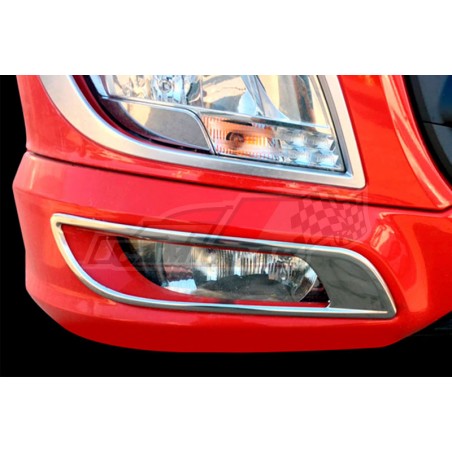 Faro antiniebla DAF XF 106 embellecedor