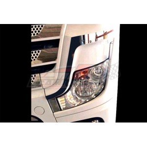 Lateral faro principal MERCEDES MP4 embellecedor