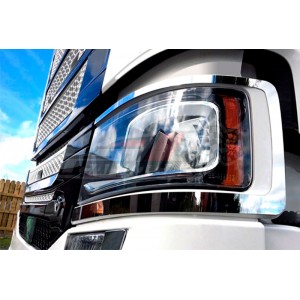 Faro principal Scania Serie S embellecedor