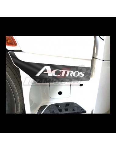 Escalón Letras MERCEDES MP4 embellecedor